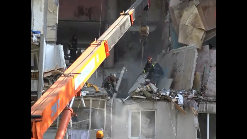 При повторном обрушении в многоэтажке в балашихе погибли два спасателя и ещё четверо получили травмы, сообщили в мчс