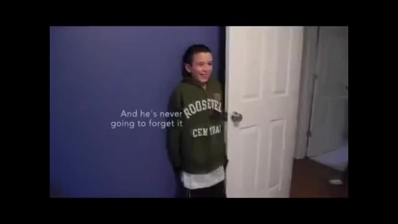 Т/к "россия" придумал фейк с голыми мужиками на стене комнаты ребенка