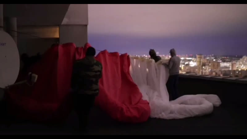 Вялікі сцяг на каскадзе