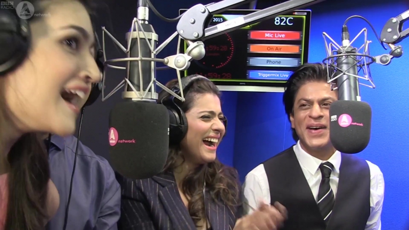 Shah rukh khan, kajol, varun dhawan and kriti sanon in dilwale desioke