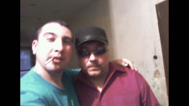 В михиной голубятне гадя завелась и горе паразиты всякие у этой михи водится