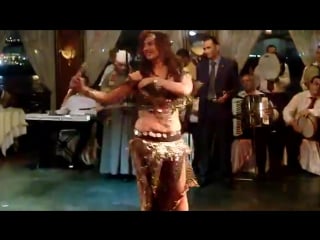 Randa kamel performing saidi on nile maxim dining