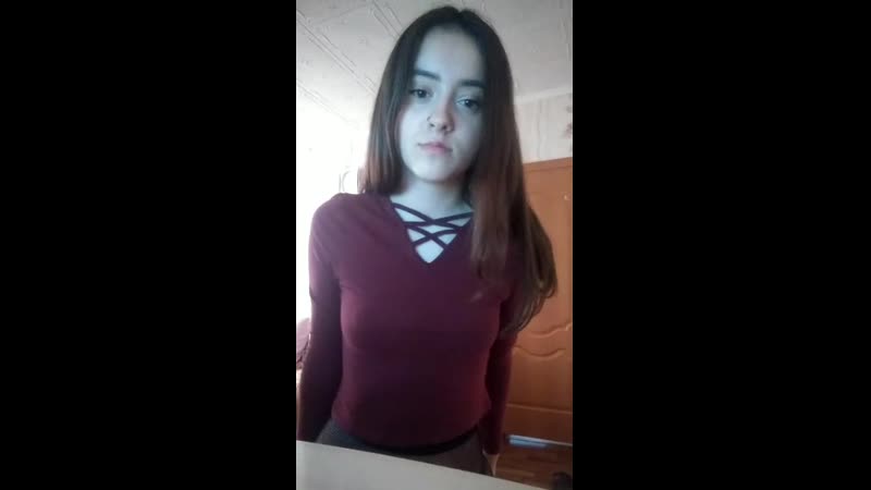 Милашка в сетчатых колготках дразнит своих подписчиков (перископ/periscope)