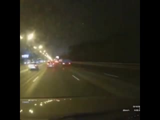 Влетели в грузовик на высокой скорости 480 mp4