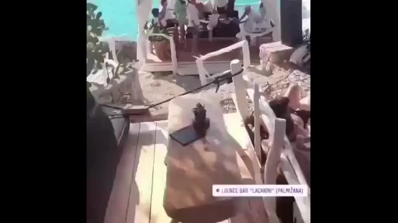 Бурджу и эльчин отдыхают вместе