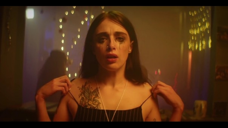 Уже можно грустные танцы