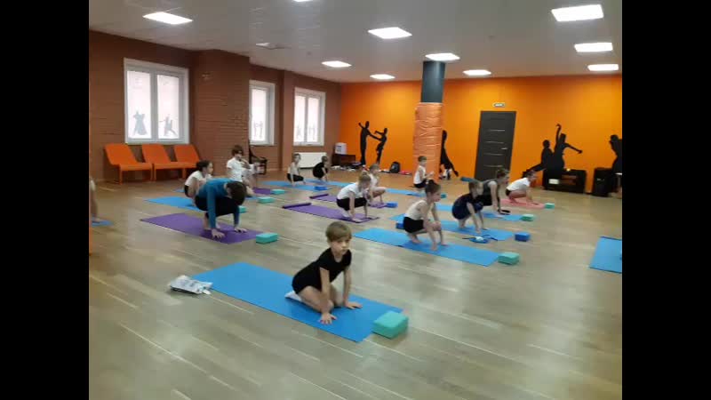 Укрепляет спину