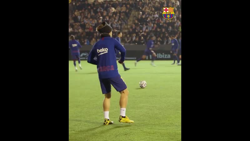 Гризманн танцует на ибице