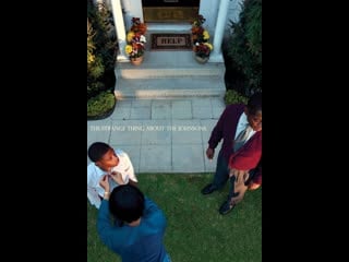 Что то странное с джонсонами the strange thing about the johnsons (2011)