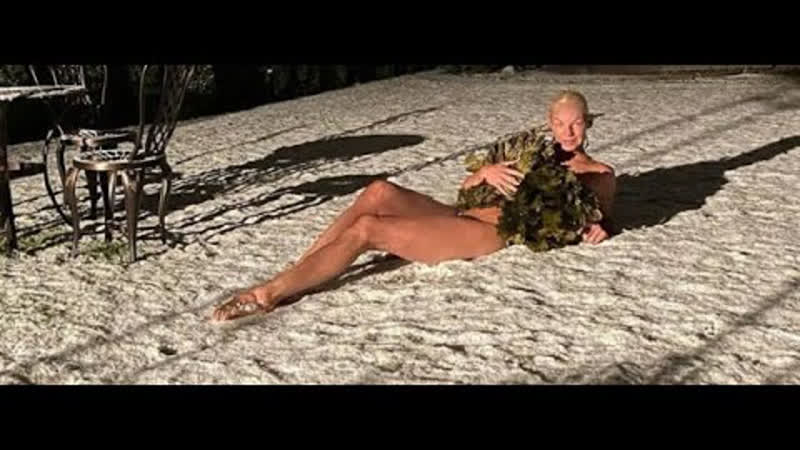 Голая волочкова поделилась защитой от коронавируса ¦ пародия «песенка про лед»