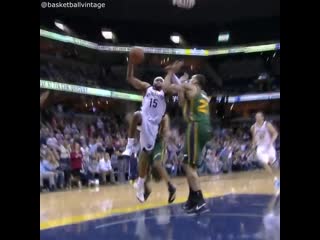 Vince carter dunks on rudy gobert