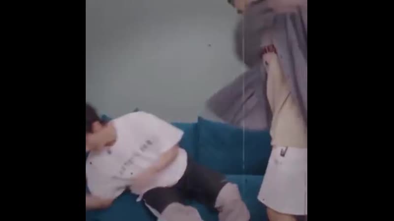 Kim seungmin x hwang hyunjin | hyunmin | vine edit