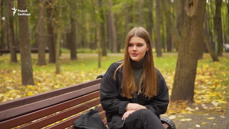 Размова са студэнткамі, якіх пасадзілі на суткі за ланцуг салідарнасьці ля ўнівэрсітэта <#радыёсвабода>