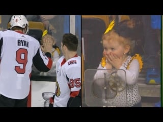 Bobby ryan wows young bruins fan with a wave
