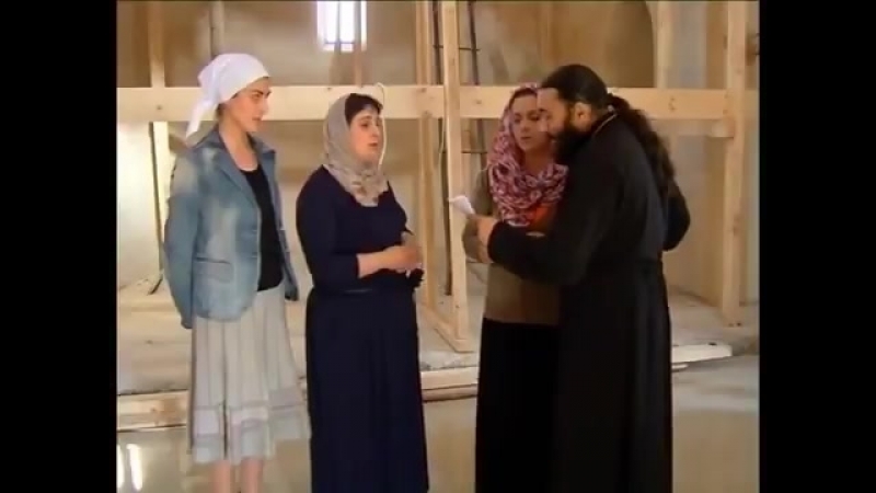 Я отнюдь не религиозный человек, но когда слушаю, как поёт священник из грузинского храма, отец серафим, со мной что то происход