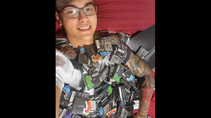 Twistzz unboxing new package