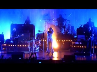 Florence + the machine how big how blue how beautiful (live at le zénith, paris, france | )