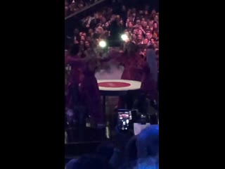 Luego no me pregunten por qué amo a estas chicas brits2019 littlemixatthebrits