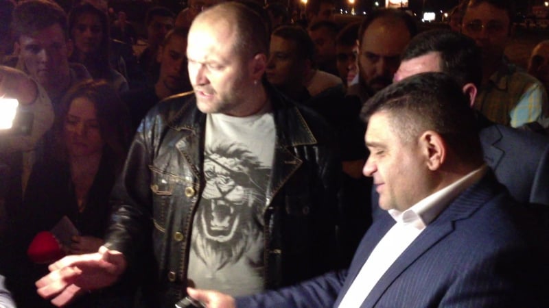 Пан береза пообіцяв взяти під особистий контроль ситуацію на осокорках 2015 05 19 pznk