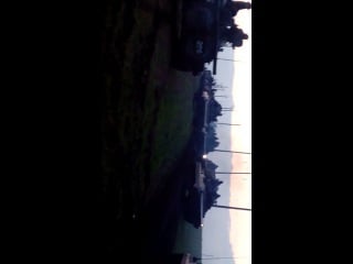 В мариуполе жители блокируют колонну военной техники 2