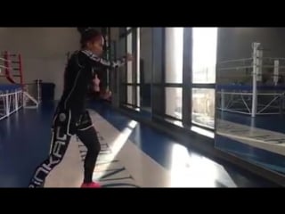 Anissa meksen shadow de fin de séance