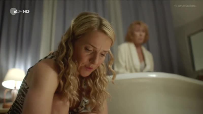 Tanja wedhorn, gaby dohm marie räumt auf (2016) 001 nude? sexy! watch online / таня ведхорн, габи дом служанка мари