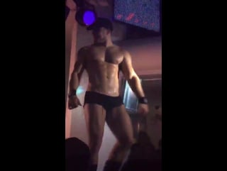 Male stripper 4