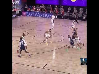 @sdotcurry goes 8 8 for 23 points in the @dallasmavs scrimmage w