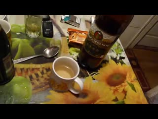 Трахаю соседку при жене на кухне) секс, домашнее, частное любительское порно, измена русское