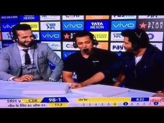 @anilkapoor you’re more educated than me @beingsalmankhan yes sir abhi bhi sikh hi raha hu, zindagi se sikh hi raha hu main