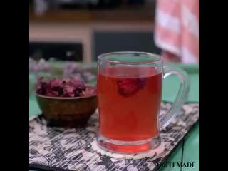 Minuman bunga rosella