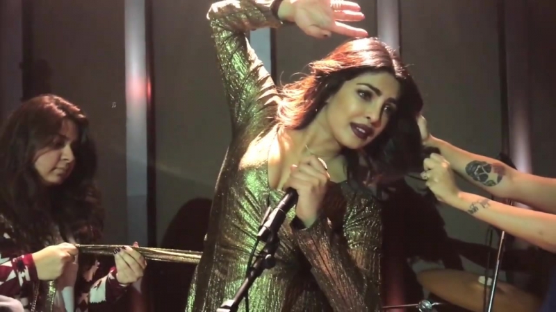 Priyanka chopra #mannequinchallenge