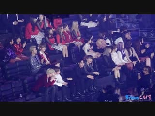 181106 방탄소년단 bts 올해의 디지털앨범상 수상 가수석 리액션 reaction 직캠 @ 지니뮤직어워드 by spinel