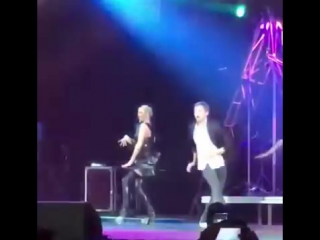 Развратная молодежь устроила бурную пьяную секс вечеринку