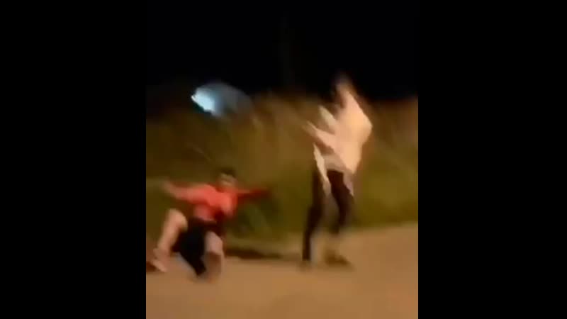 2 друга доигрались