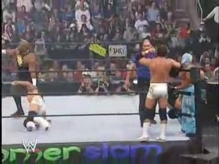 Wwe summerslam 2004 the dudley boyz (bubba ray, d von and spike) vs rey mysterio, billy kidman and paul london