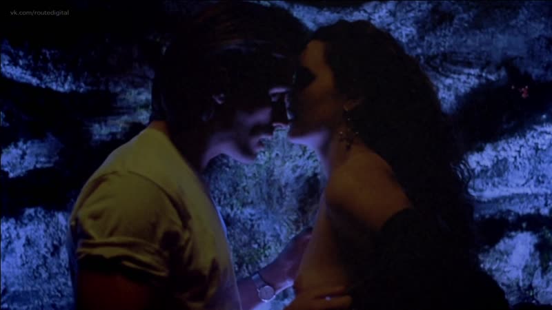 Ione skye nude gas, food lodging (1992) hd 1080p watch online / айони скай бензин, еда, жилье