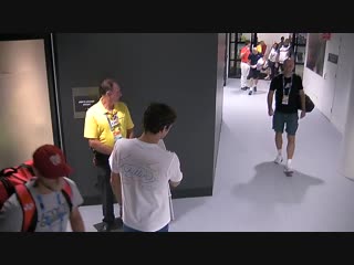 Спросили аккредитацию у федерера