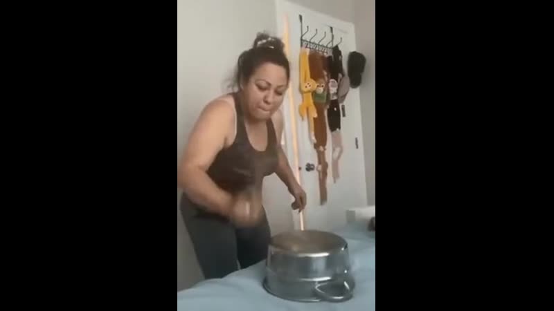 Звонит porn video – Когда звонит очередной спамер