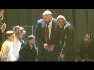 Карманный абу (koksal baba/köksal baba) недоволен своему подарку