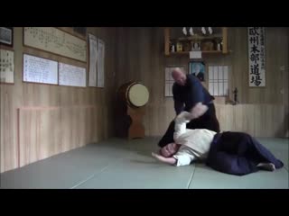 Hakko denshin ryu yondan kihon tachi waza