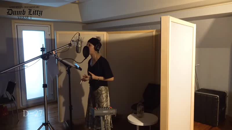 Jiwoo dumb litty bts mv