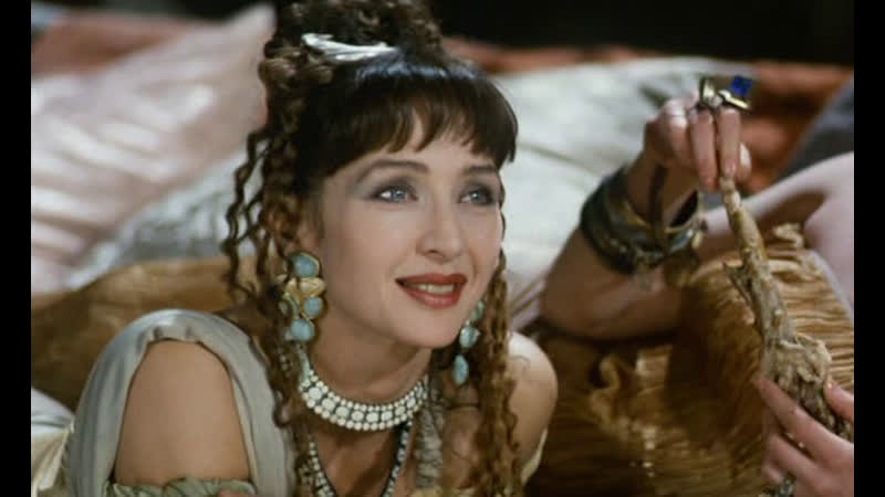 Трудно быть богом (1989) фильм