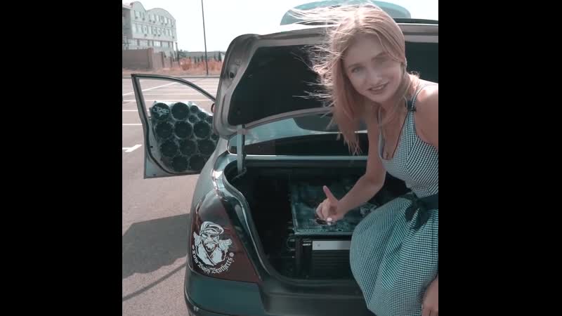 Сорвало трусы от басса! ☺