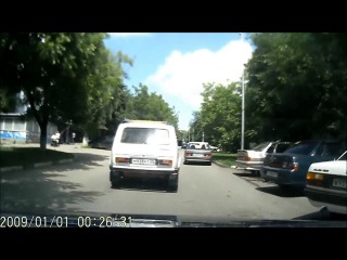 Кормушка porn video – Дтп с мотоциклистом ==кормушка уникальное фото видео приколы гифки ==