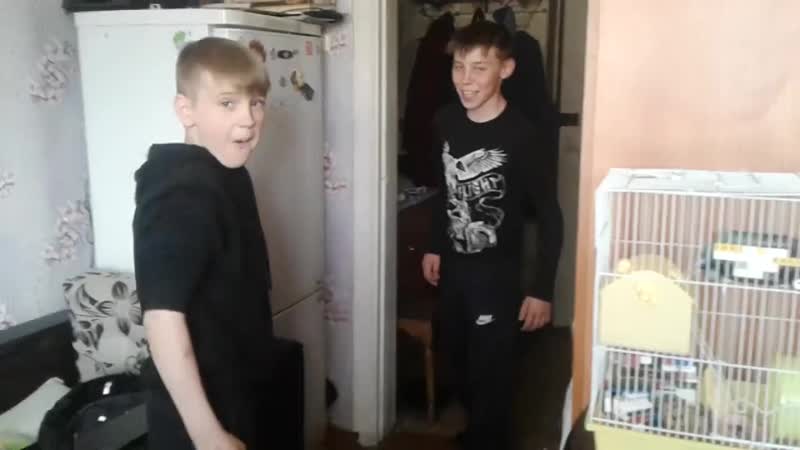 Пошли в падик выйдем