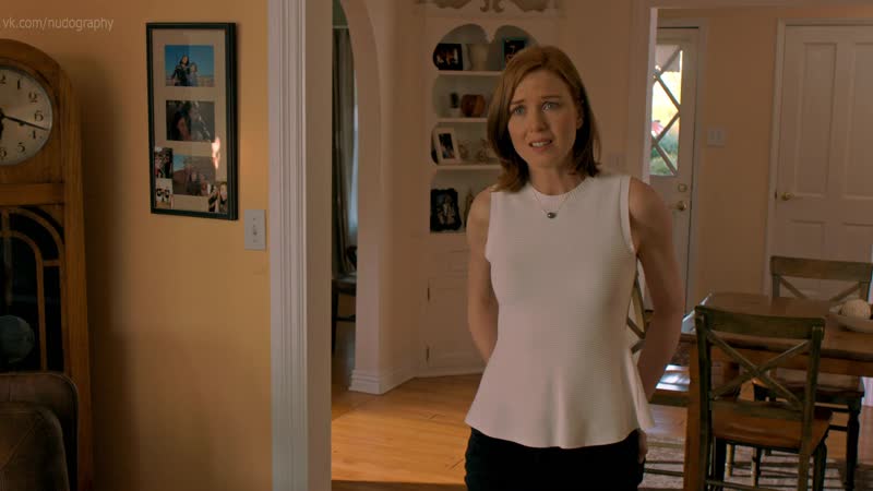 Люси уолтерс (lucy walters) достать коротышку (get shorty, 2018) сезон 2 / серия 3 (s02e03) голая? секси!