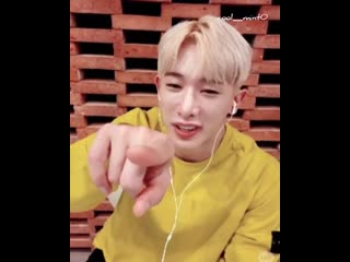 200905 wonho ktown4u fancalling event op said she had bebegom mini doll by her side on the desktop and wonho saw it 🐰 oh, o