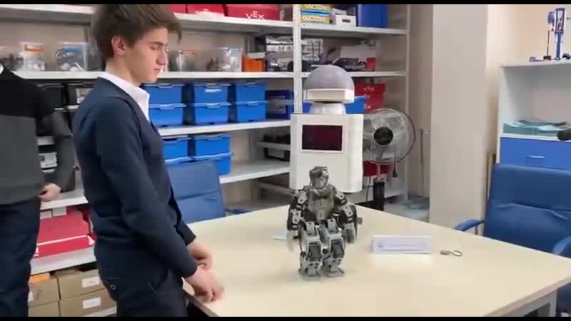 В нальчике путину покажут робота, танцующего лезгинку boston dynamics в шок