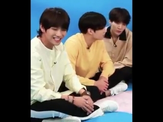 Taehyung’s smile went so big my heart just lejdksjdjsjdjdjs
